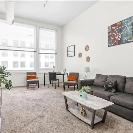 Cozysuites - 2Br With Direct Skybridge Access #6